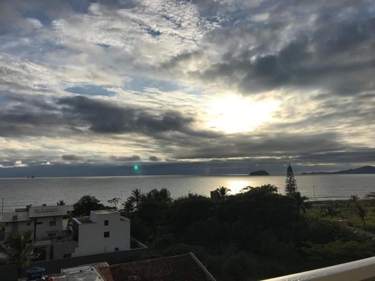 Aptos Em Home Club Frente Mar Com Area De Lazer Completa Penha  Eksteriør billede